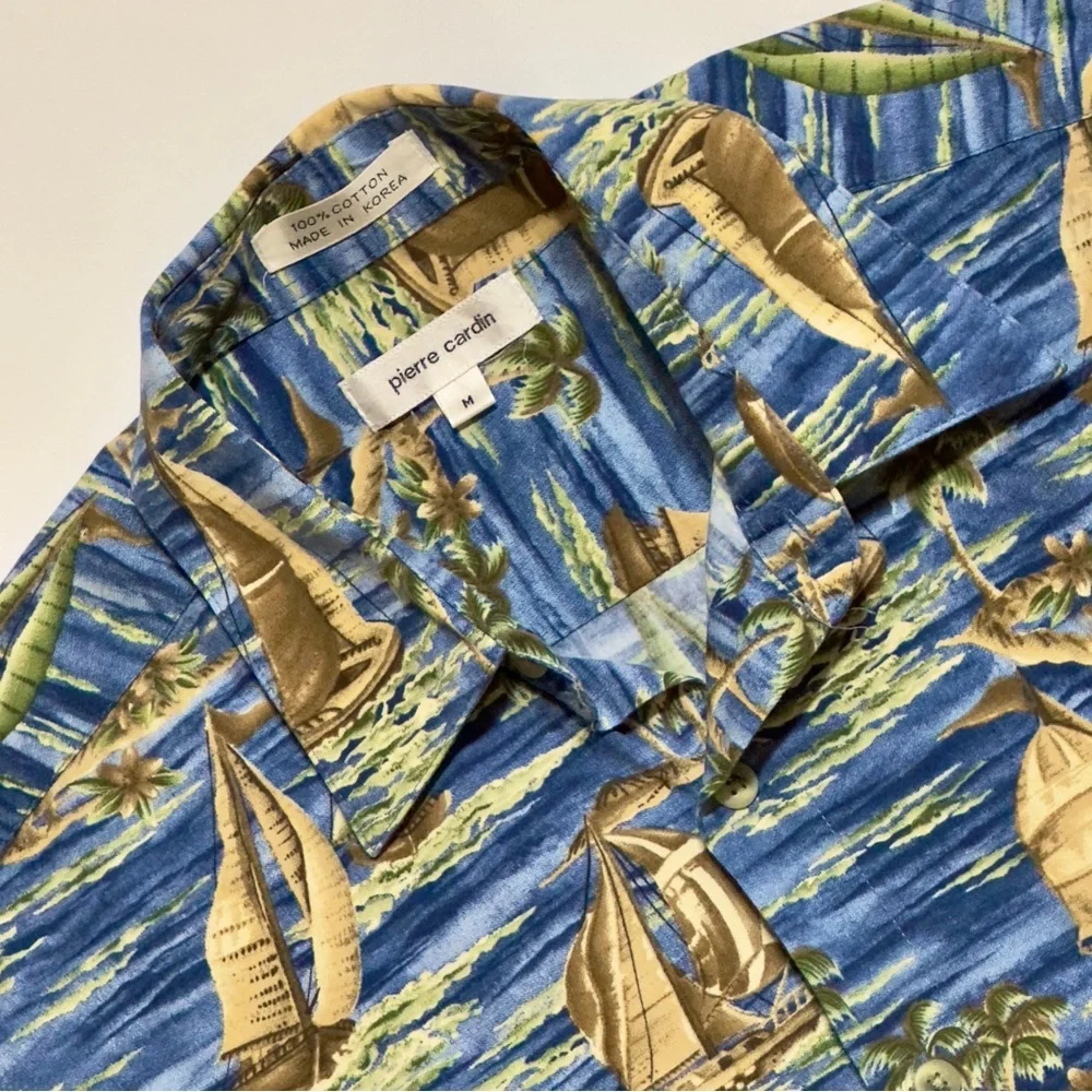 Pierre Cardin‎ Sailboat Button Down Short Sleeve Shirt Size M ~ Perfect